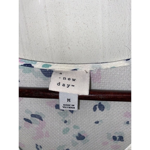 A NEW DAY CREAM LONG SLEEVE MIDI DRESS Size Medium with pockets - Picture 3 of 3